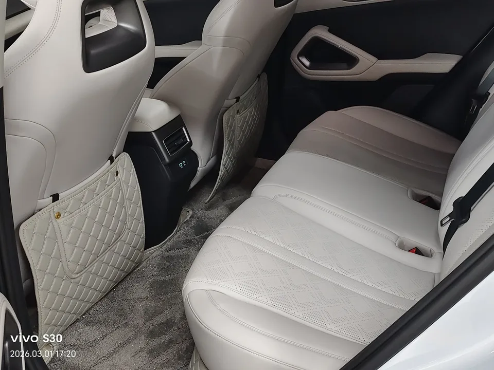 BYD Yuan UP Smart Driving Edition 401KM Vitality Edition 2025 — миниатюра 3