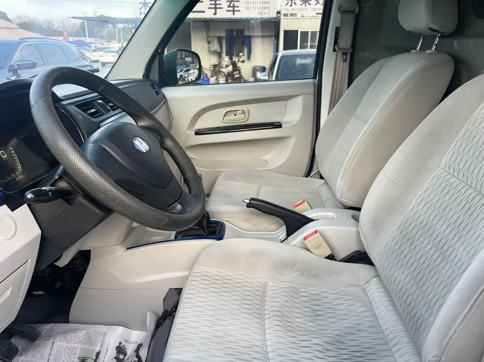 Remote E5 E5L pure electric van transport truck Ningde 41.86kWh 2022 — миниатюра 3