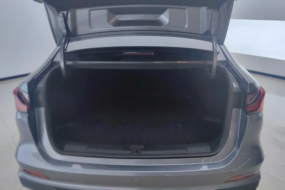 Roewe i5 Roewe i5 2026 1.5L Manual Comfort Edition 2025 — миниатюра 5