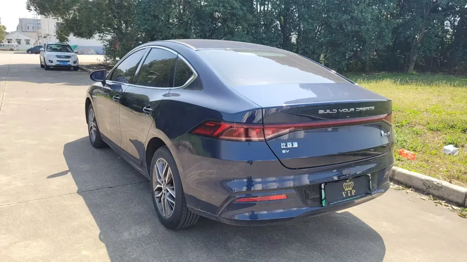 BYD Qin PLUS EV Champion Edition 420KM Beyond Edition 2023 — миниатюра 2