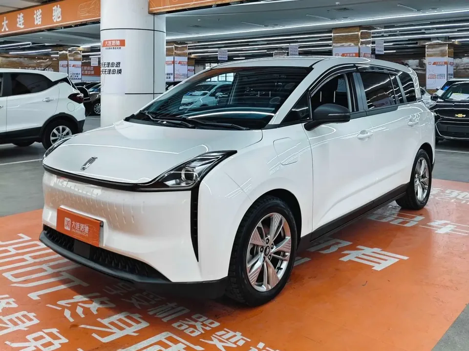 FAW Bestune NAT Lexiang Travel Battery Swap Edition 100kW 401km 2025 — фото 1, купить с доставкой в Москву