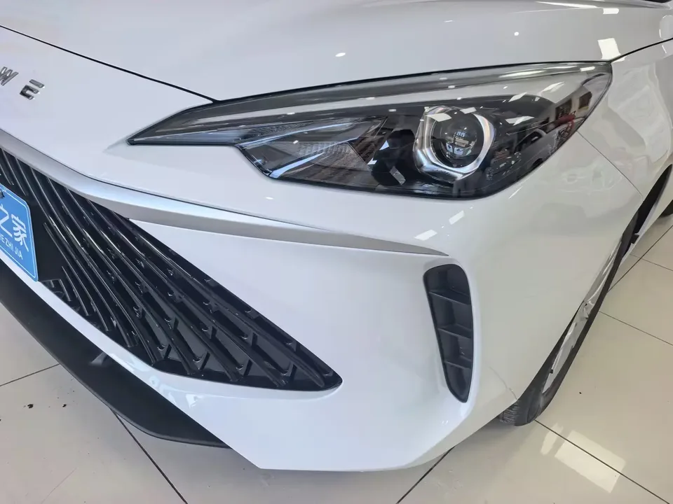Roewe i5 1.5L Manual Comfort Edition 2026 — миниатюра 3