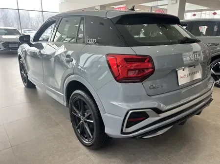 Audi Q2L Audi Q2L 2025 35 TFSI Progressive Dynamic Edition 2026 — миниатюра 3