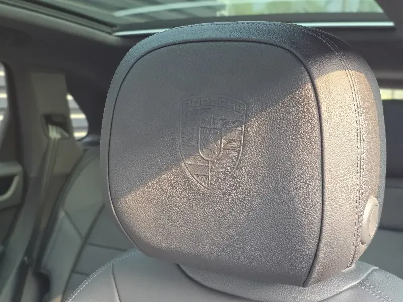 Porsche Cayenne Coup E-Hybrid Boxster 2.0T 2023 — миниатюра 5