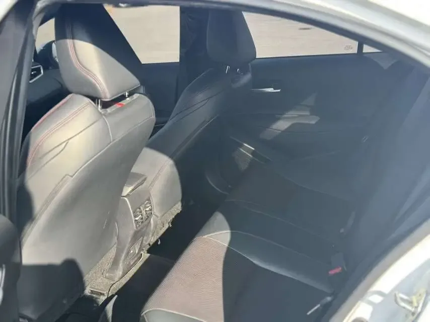 Toyota Levin 2022 Lelink Dual Engine 1.8H E-CVT Sports Edition 2023 — миниатюра 3