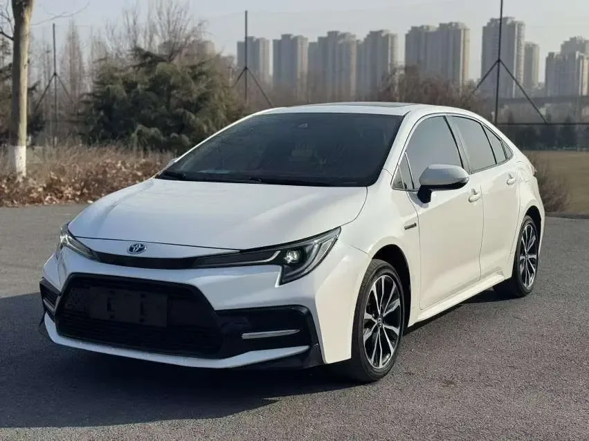 Toyota Levin 2022 Lelink Dual Engine 1.8H E-CVT Sports Edition 2023 — фото 1, купить с доставкой в Москву