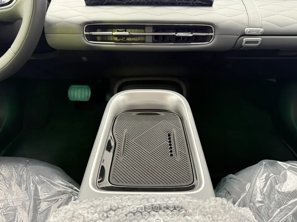 Dongfeng Nano 01 co-creation YOU version 2025 — миниатюра 3
