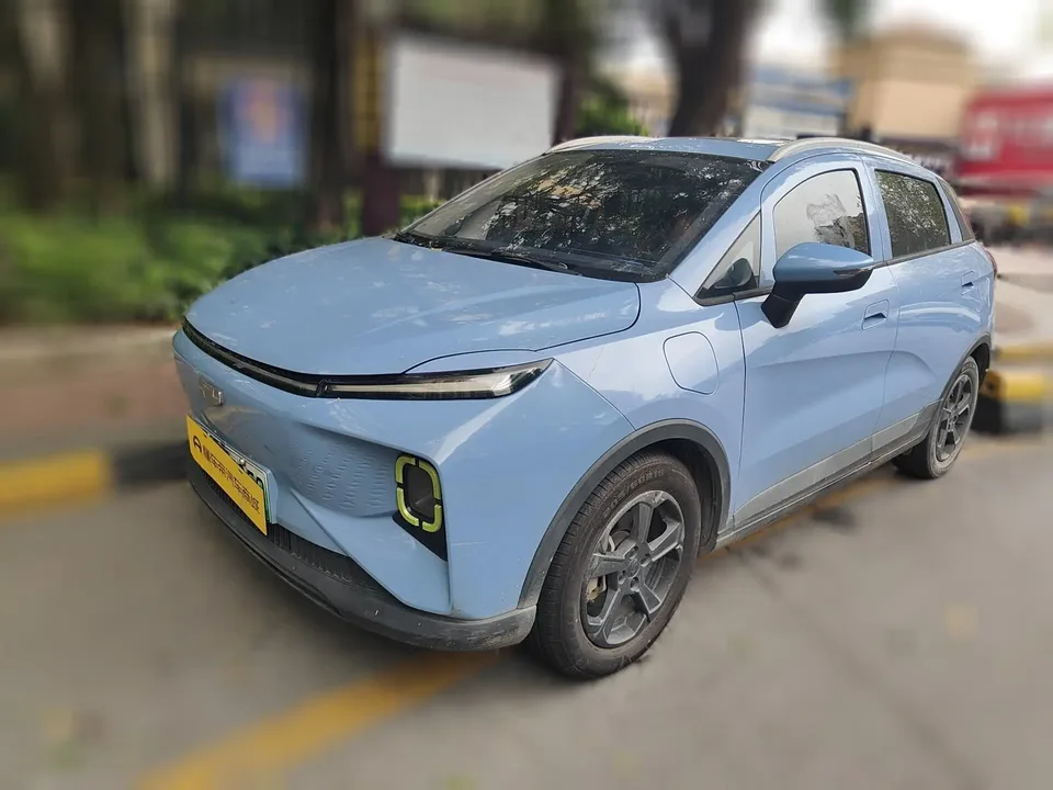 Geely Geometry E Firefly Geely Geometry E Firefly 2023 401KM Linglong Tiger 2022 — фото 1, купить с доставкой в Москву