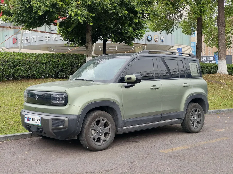 Baojun Yueya Plus Zhizun Edition 2025 — фото 1, купить с доставкой в Москву