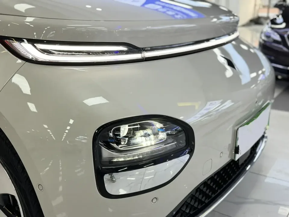 Baojun Clouds 460 Max Lingxi Edition 2024 — миниатюра 3