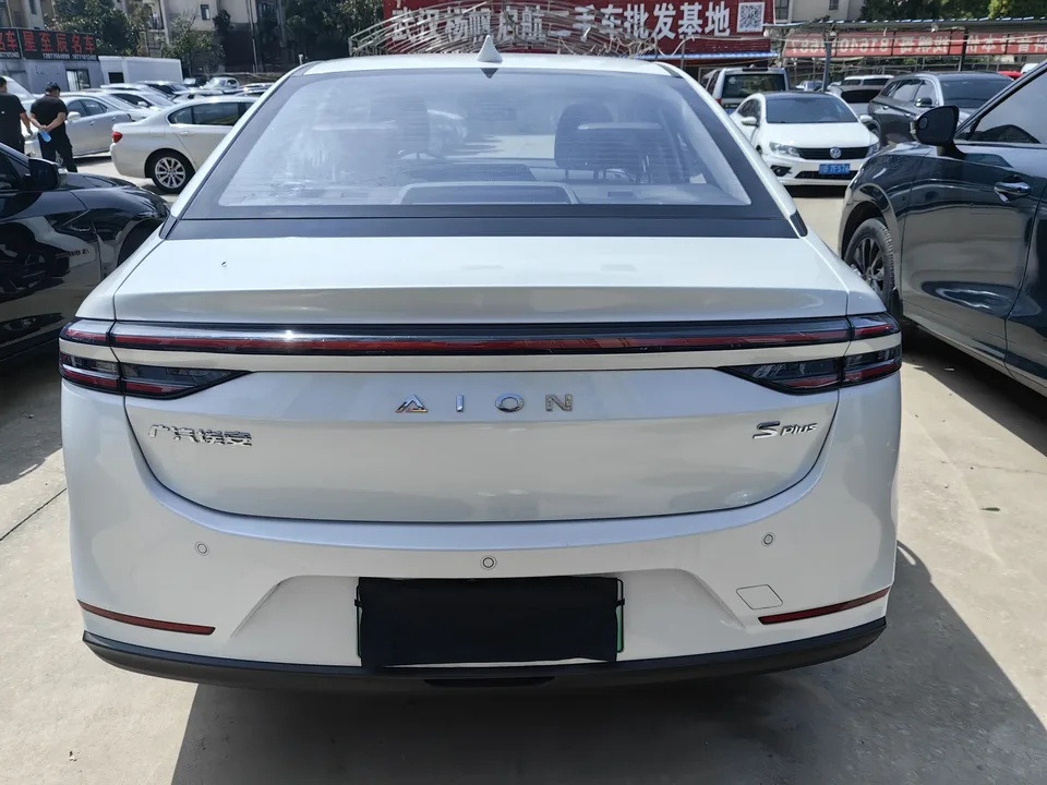 AION S Plus Travel Edition 52.9kWh 2025 — миниатюра 2