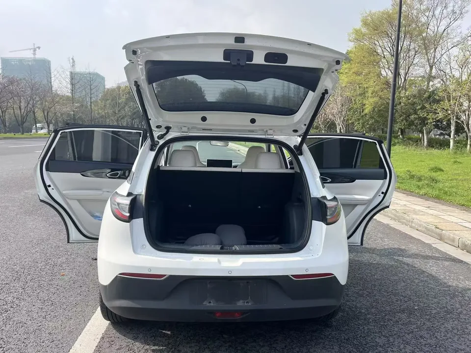 Geely Star Wish Star Wish 2025 UP 410km Exploration Edition 2024 — миниатюра 3