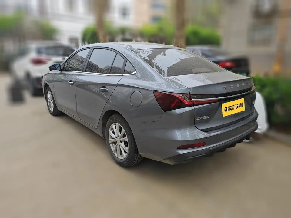 Roewe i5 1.5L CVT Luxury Edition 2026 — миниатюра 2