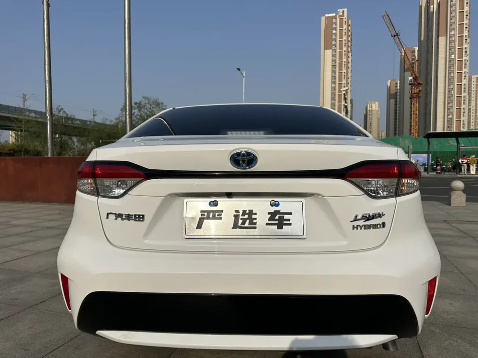 Toyota Levin 2022 Lelink Dual Engine 1.8H E-CVT Luxury Edition 2022 — миниатюра 2