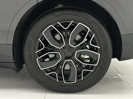 Avatr 07 Ultra Pure Electric Four-Wheel Drive 2026 — миниатюра 2