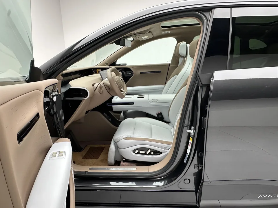 Avatr 07 Ultra Pure Electric Four-Wheel Drive 2026 — миниатюра 5
