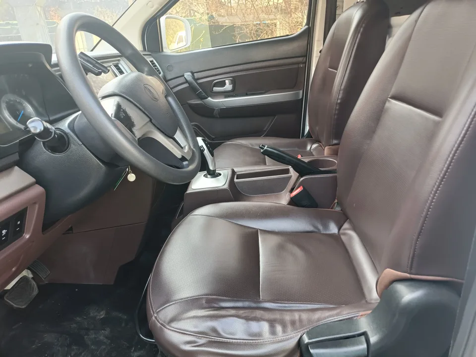 BAIC Ruixiang V2 EV Henan lithium-ion battery with sealed window compartment 2023 — миниатюра 3