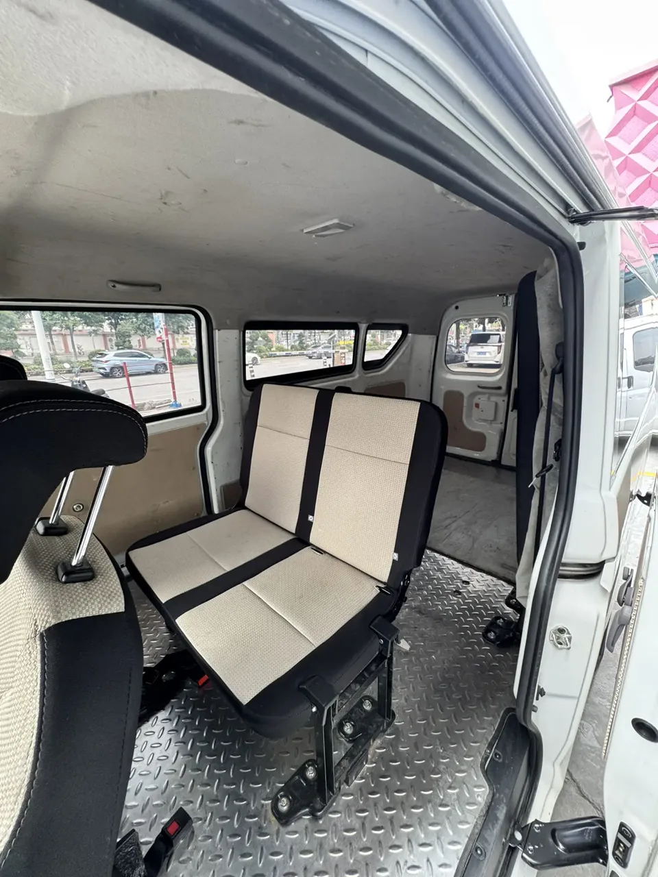Changan span Crossstar V7 EV 316km Double Door Luxury 6 Seaters 2025 — миниатюра 5