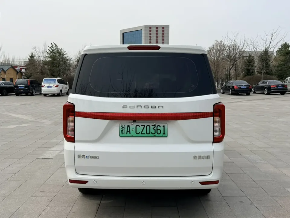 Dongfeng Fengguang E380 Standard Edition - Comfortable 7-seater 2023 — миниатюра 2
