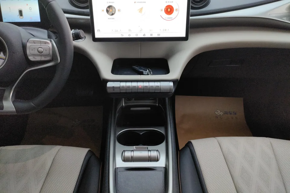 BYD Dolphin Dolphin 2025 420KM Freedom Edition 2025 — миниатюра 3