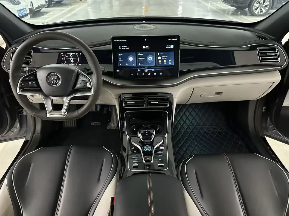BYD Qin PLUS EV 500KM Premium Edition 2023 — миниатюра 5