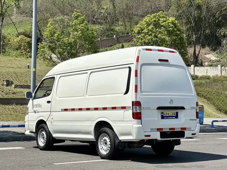 Golden Dragon Hiace EV Jinlong Haishi EV 2023 Longyun GLE850S pure electric logistics vehicle 38.64kWh 2024 — миниатюра 2