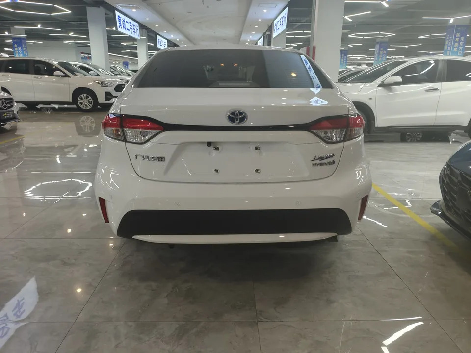 Toyota Levin 2022 Corolla Hybrid 1.8H E-CVT Leading Edition 2023 — миниатюра 2