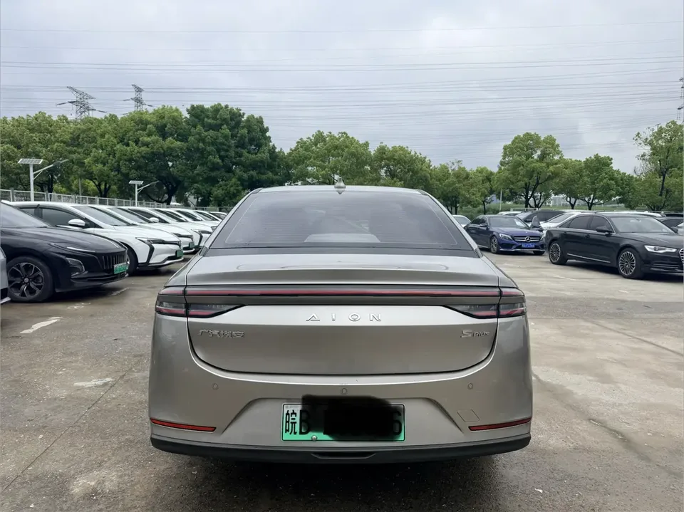 AION S Plus Travel Edition 52.9kWh 2025 — миниатюра 2