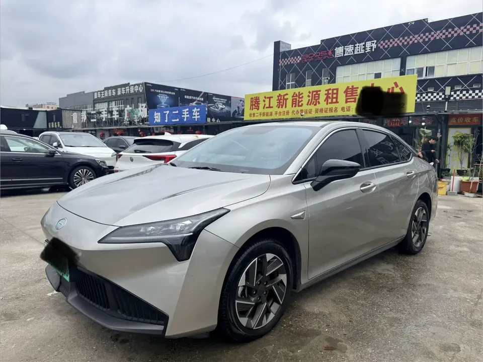 AION S Plus Travel Edition 52.9kWh 2025 — фото 1, купить с доставкой в Москву