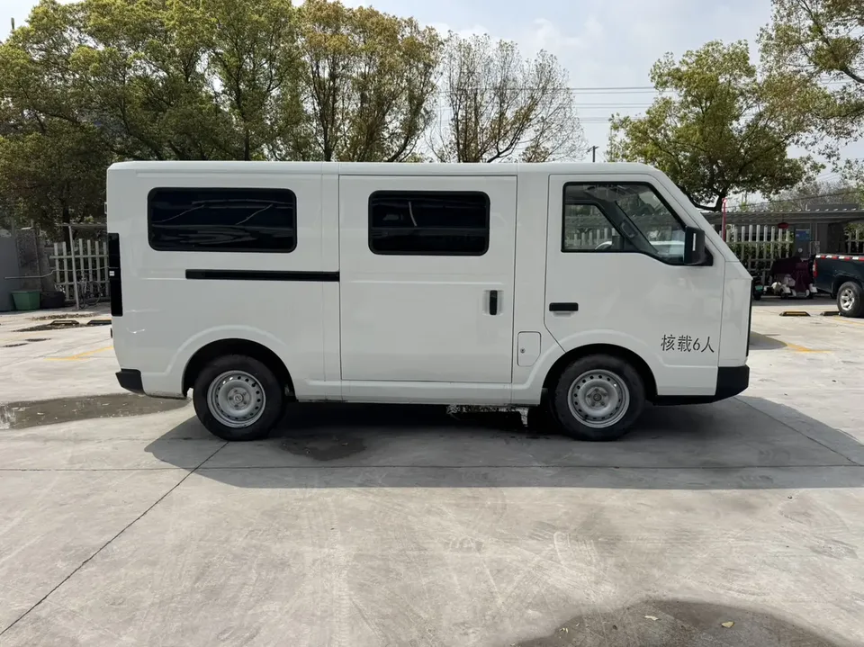 Xinyuan Automobile Xinyuan E3 Practical Passenger Transport 2025 — миниатюра 2