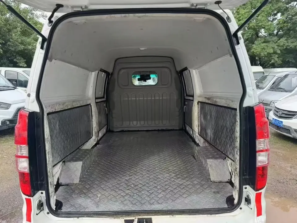 Jinbei New Hiace EV New Hiace EV 2023 rear-wheel drive 2-seater pure electric 2022 — миниатюра 3