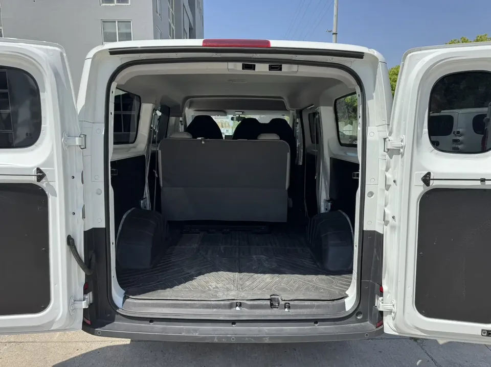 Datong Dana V1 V1 short-axle low-top multi-function version 42kWh 2025 — миниатюра 3