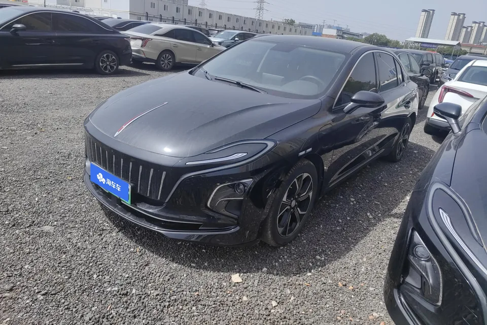 Hongqi E-QM5 Hongqi E-QM5 2021 online charging T3 version 5 seats 2023 — фото 1, купить с доставкой в Москву