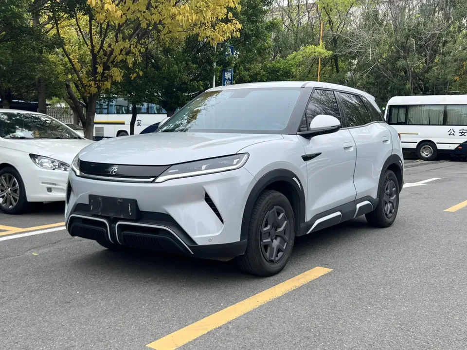 BYD Yuan UP 401KM Vitality 2024 — фото 1, купить с доставкой в Москву