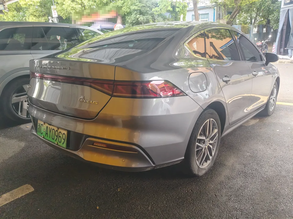 BYD Qin PLUS EV Honor Edition 420KM Transcendence Type 2024 — миниатюра 2