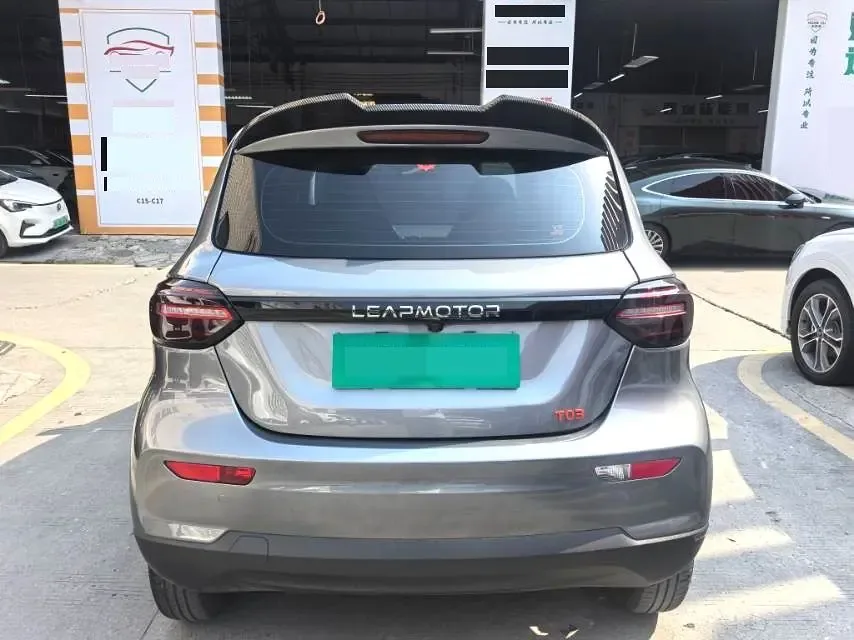 Leapmotor Zero running T03 Leapmoon T03 2022 Crystal Edition 2022 — миниатюра 2
