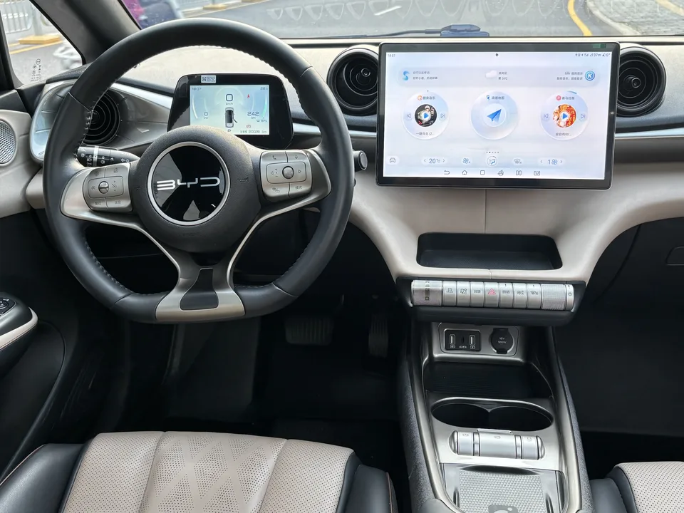 BYD Dolphin Dolphin 2023 Fashion Edition 2023 — миниатюра 4