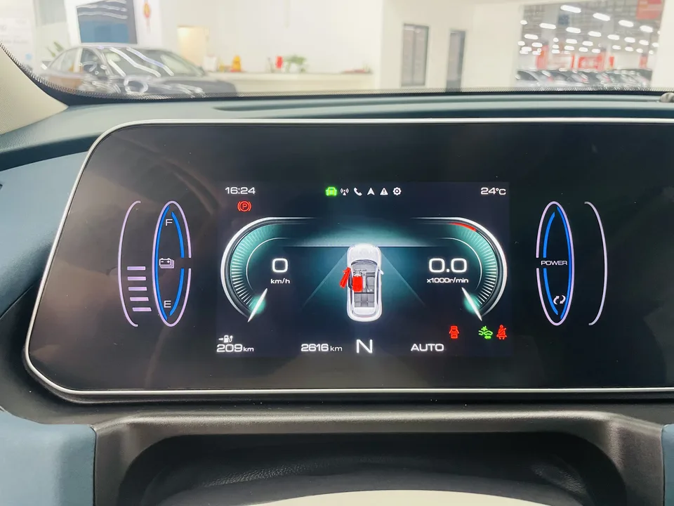 ORA Euler good cat Euler Good Cat 2021 400km standard range Venus version lithium iron phosphate battery 2022 — миниатюра 3