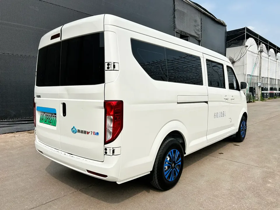 Changan span Crossstar V7 EV rear-wheel drive 6-seater pure electric original customized version 2025 — миниатюра 4