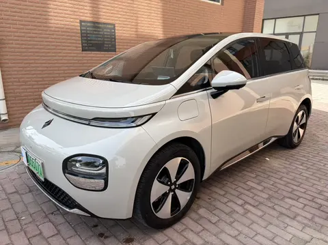 Baojun Clouds 2024 buy in Moscow