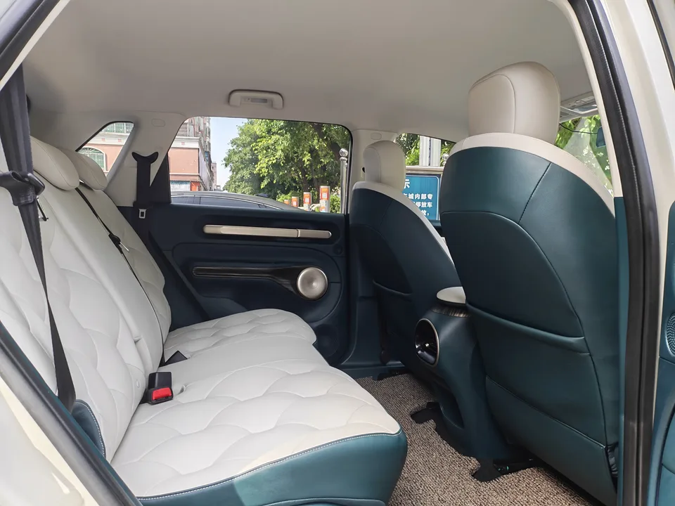 Baojun Clouds 460 Pro 2024 — миниатюра 3