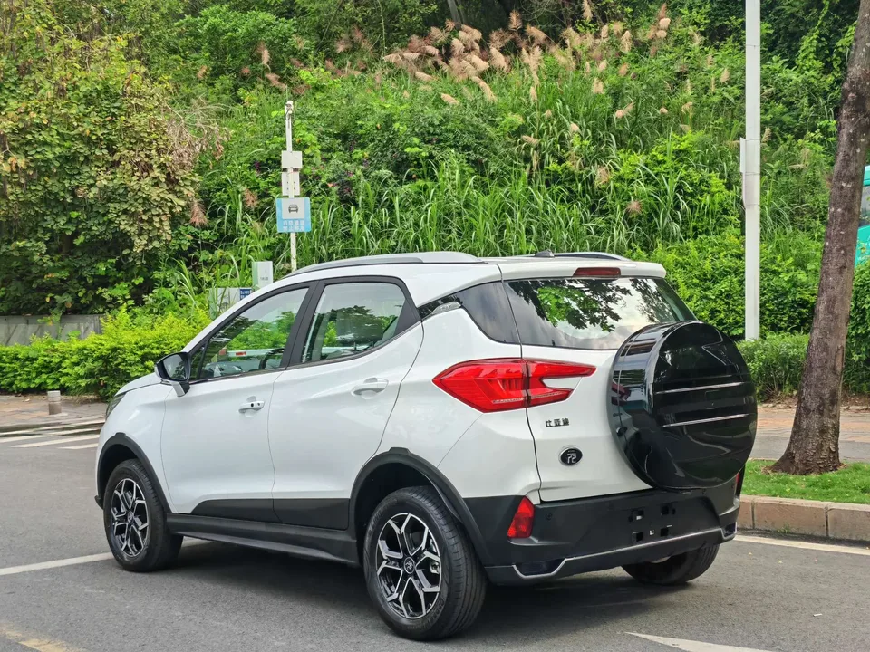 BYD Yuan Pro 401KM Premium Edition 2025 — миниатюра 2