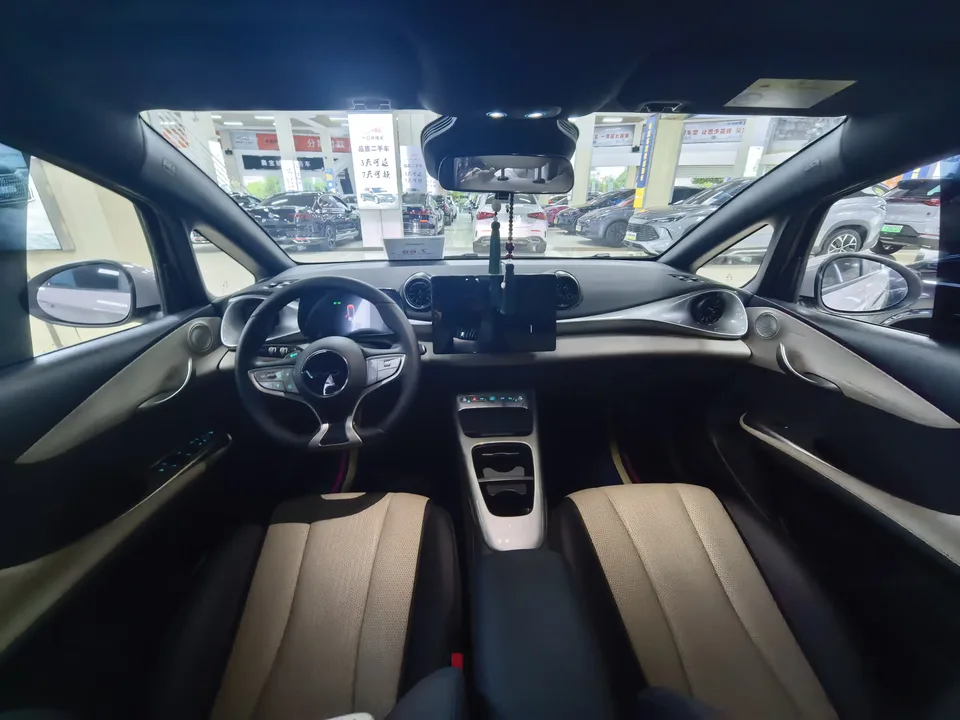 BYD Dolphin Smart Driving Edition 420KM Freedom Edition 2025 — миниатюра 2