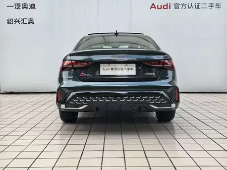 Audi A3 Audi A3 2025 facelift A3L Limousine 35 TFSI Flying Spur Premium Edition 2026 — миниатюра 3