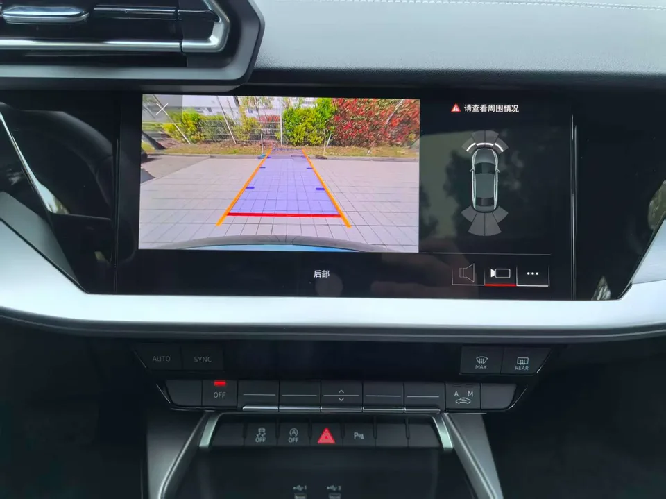 Audi A3 Audi A3 2025 facelift A3L Limousine 35 TFSI Flying Spur Premium Edition 2026 — миниатюра 5