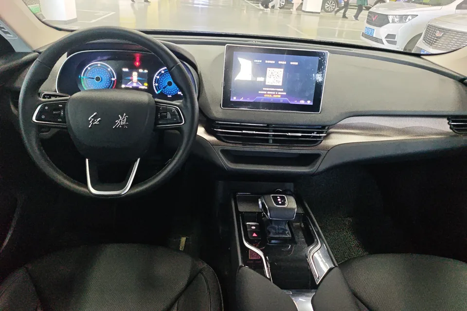 Hongqi E-QM5 Hongqi E-QM5 2021 online charging T3 version 5 seats 2023 — миниатюра 3
