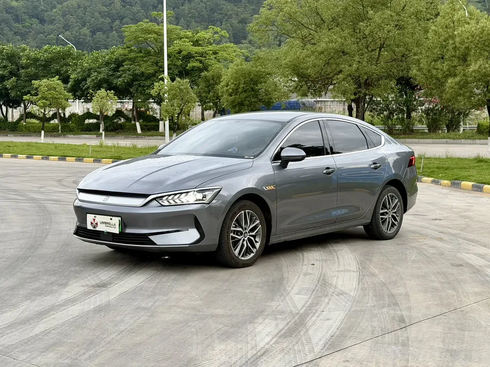 BYD Qin PLUS EV Honor Edition 420KM Leading Model 2024 — фото 1, купить с доставкой в Москву