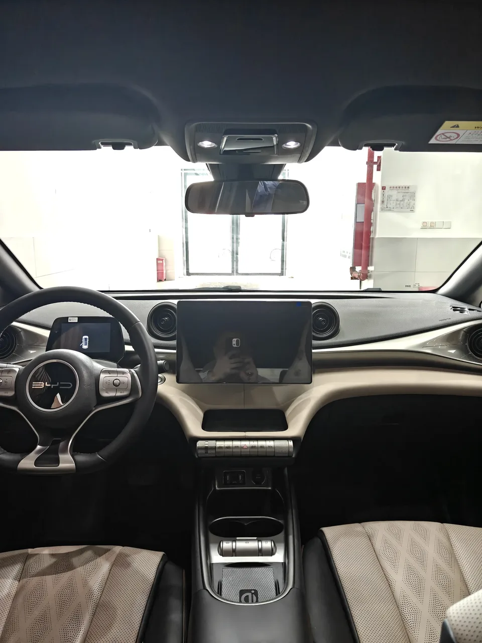 BYD Dolphin Dolphin 2023 Fashion Edition 2023 — миниатюра 3
