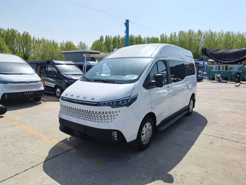 Datong Xintu V70 2.0T Automatic Front-Wheel Drive 6-Seater Factory Customized Edition 2026 — фото 1, купить с доставкой в Москву