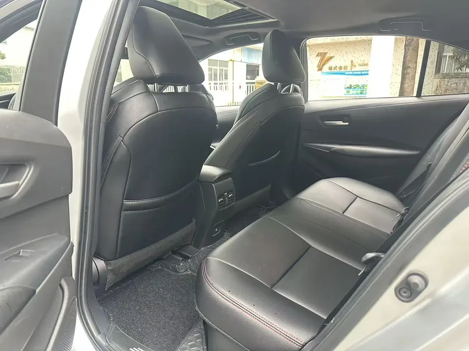 Toyota Levin 2022 Lelink Dual Engine 1.8H E-CVT Luxury Edition 2022 — миниатюра 3